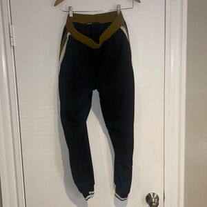 Used black and white Zara joggers